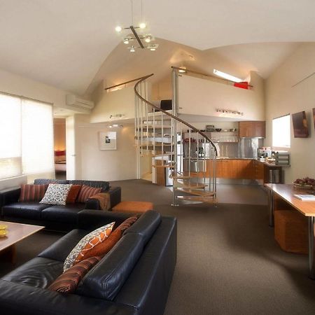 Twofourtwo Boutique Apartments Launceston Zewnętrze zdjęcie