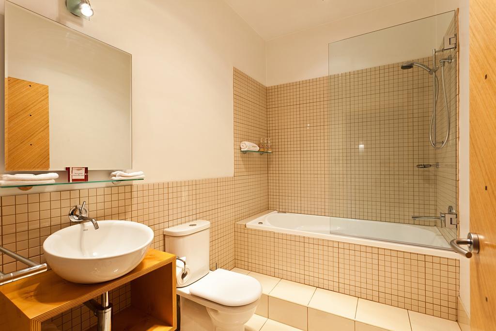 Twofourtwo Boutique Apartments Launceston Pokój zdjęcie