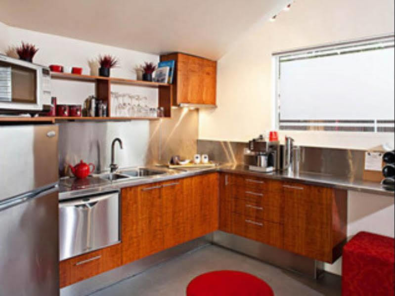 Twofourtwo Boutique Apartments Launceston Zewnętrze zdjęcie